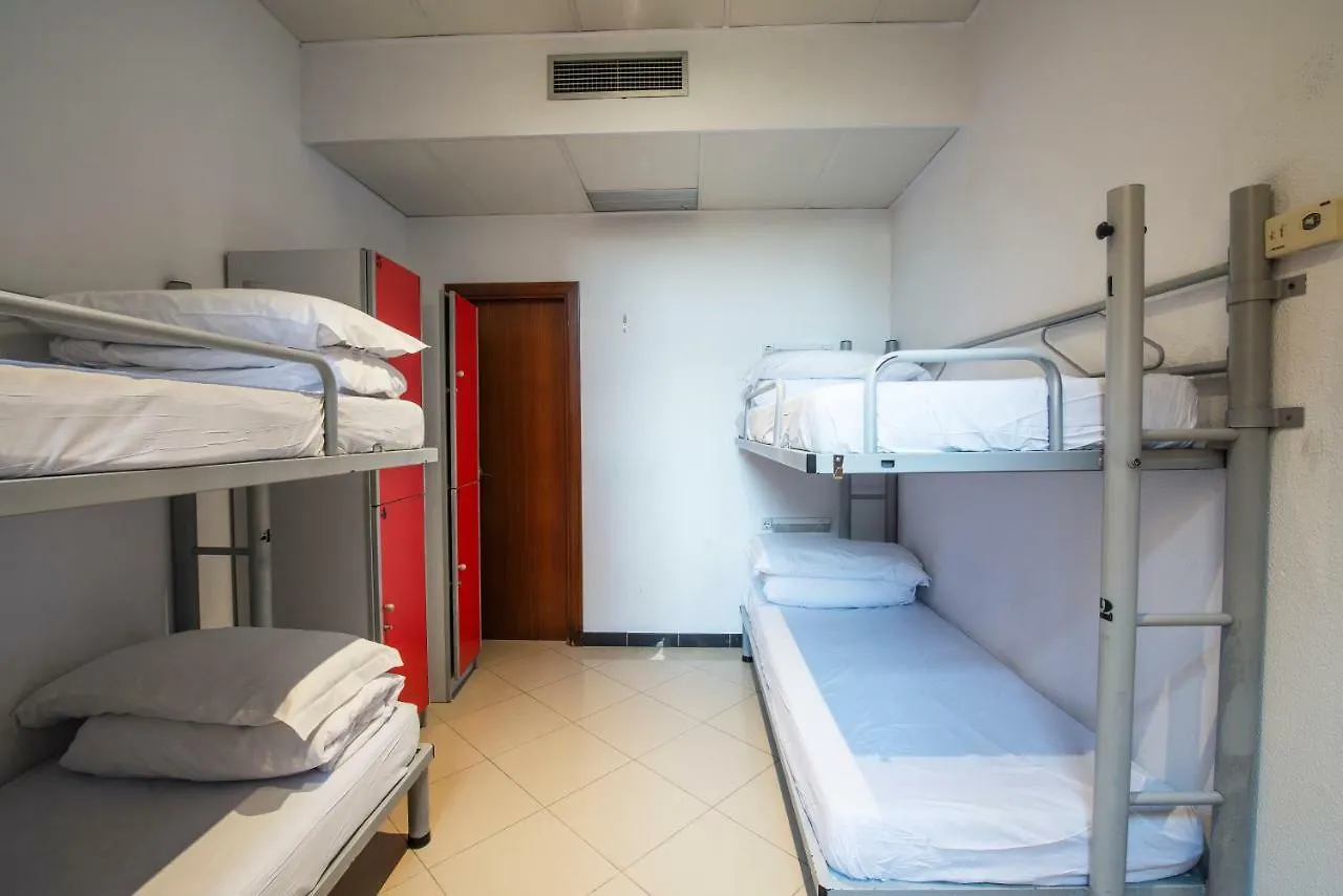 Safestay Barcelona Passeig De Gracia (Adults Only) 0*,  Spain