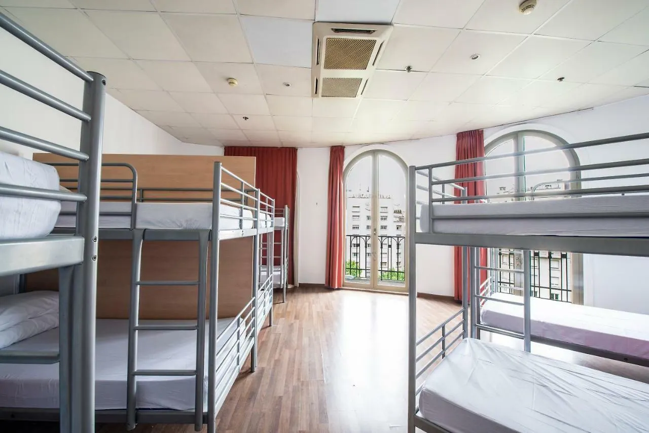 Safestay Barcelona Passeig De Gracia (Adults Only) 0*,