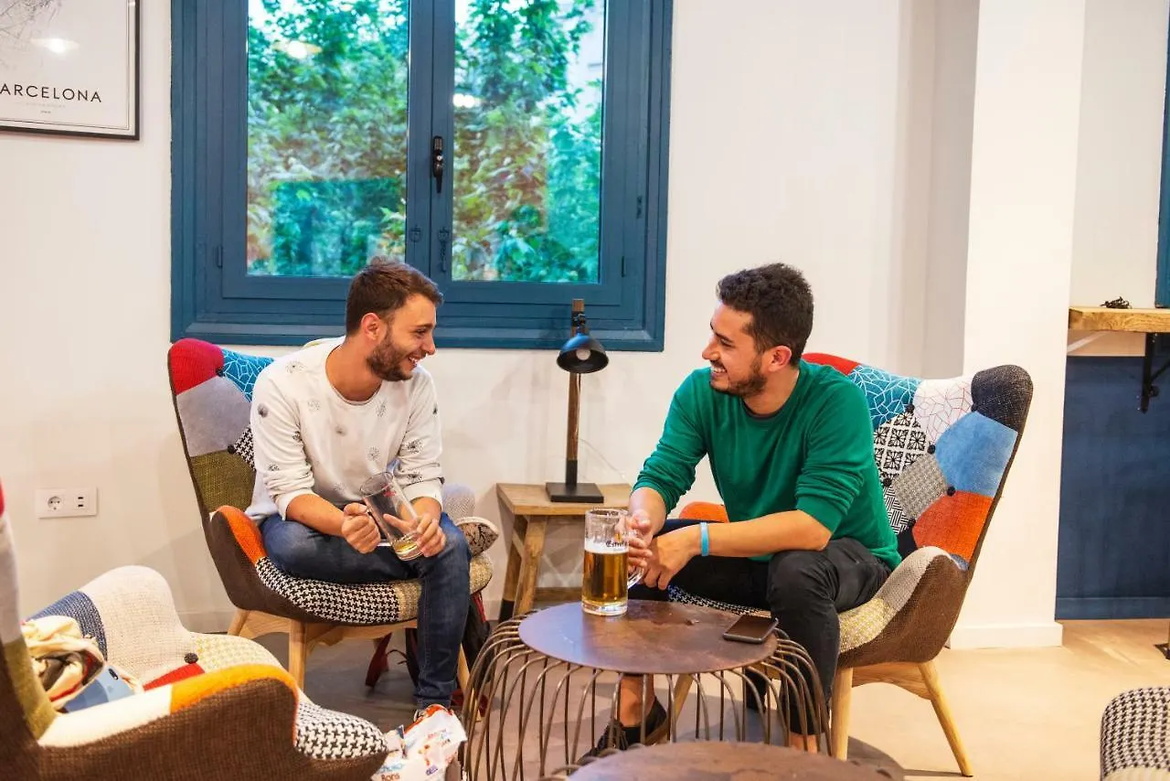 بيت شباب سيفستاي باسيج دي غراثيا برشلونة 0*,